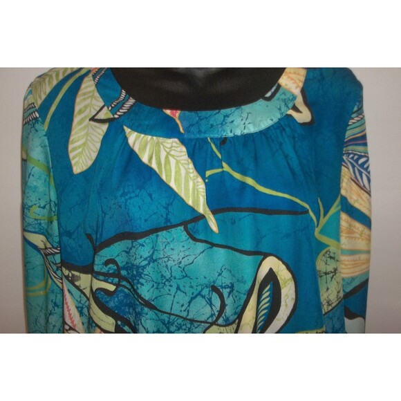 Chico’s SIZE 1 (Small) Floral  Blouse / Top Blue Abstract 3/4 sleeve - Picture 5 of 6
